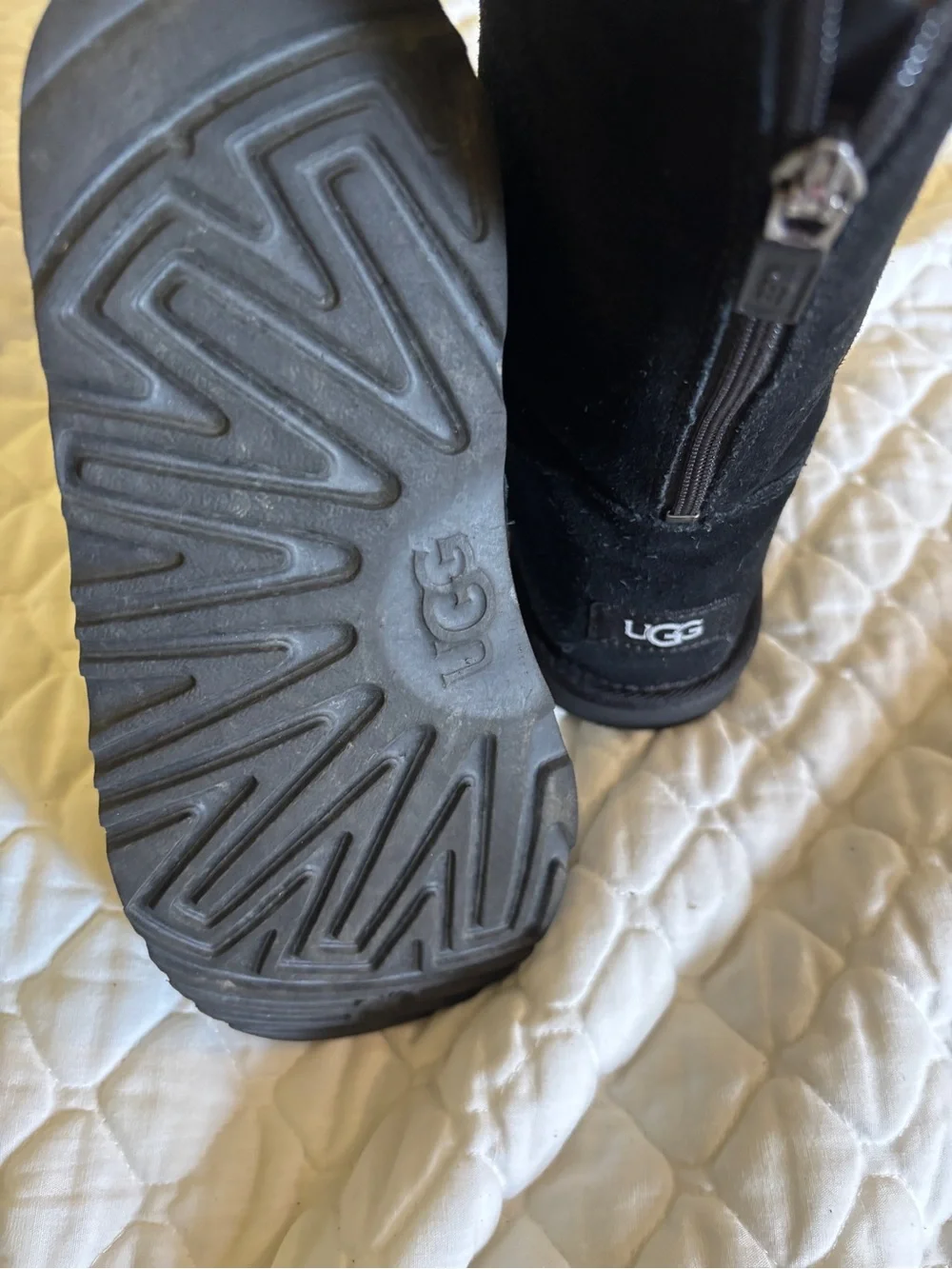 UGG Kids Black Suede Shearling-Lined Boots